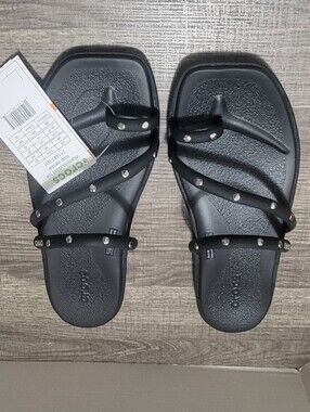 Crocs Miami Studded Toe Loop Sandals Black Women's Size 6
